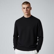 Cargar imagen en el visor de la galería, Suéter Cuello Medio Negro
