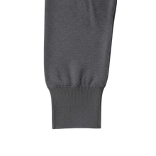 Cargar imagen en el visor de la galería, Suéter Cuello Alto Gris
