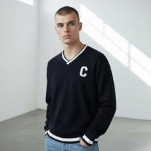 Cargar imagen en el visor de la galería, Sueter Clasico Negro 520695
